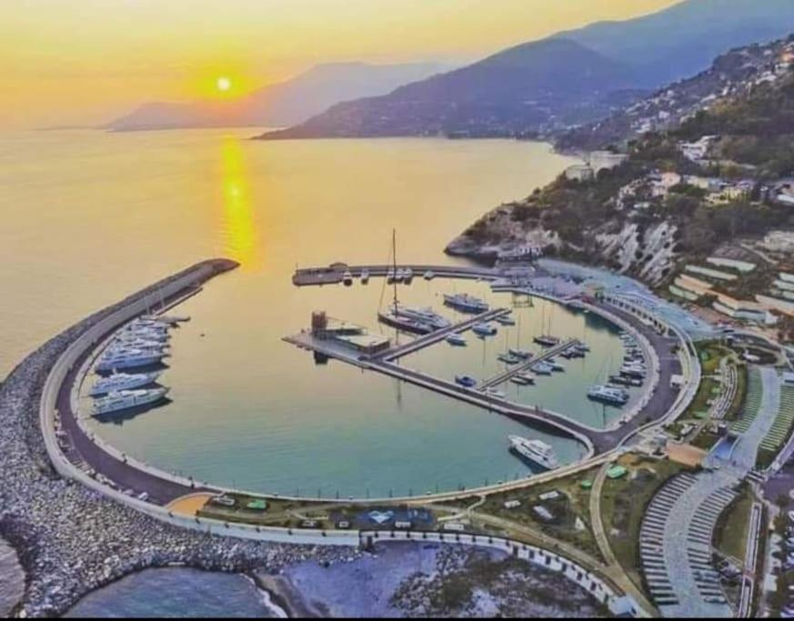 Alma Casa Vacanze Codice Citra 008065 Lt 0282 Ventimiglia Exteriör bild